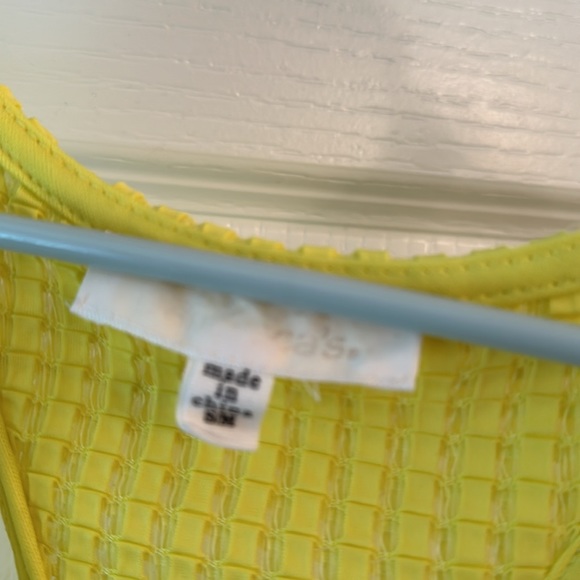 Small/Medium Yellow Beach Coverup - Picture 3 of 3